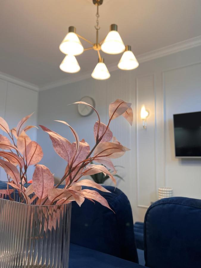 Bella Casa Luxury Apartament Radom Luaran gambar