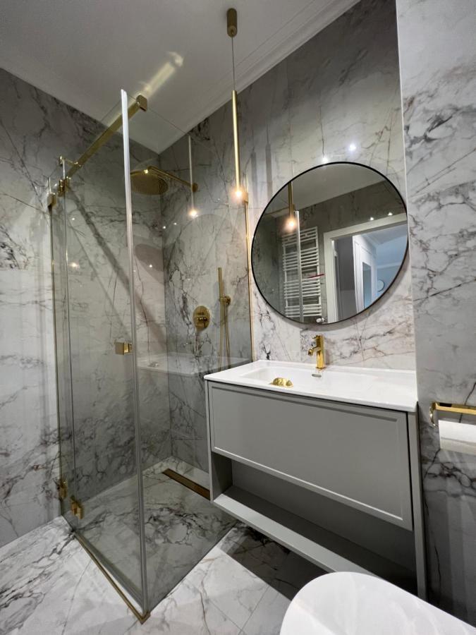 Bella Casa Luxury Apartament Radom Luaran gambar